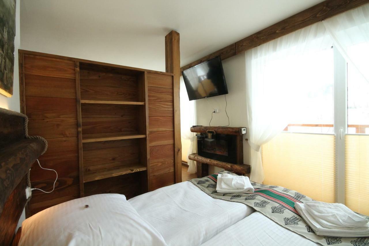 ビャウカ Kazikowa Kuznia Bed & Breakfast エクステリア 写真