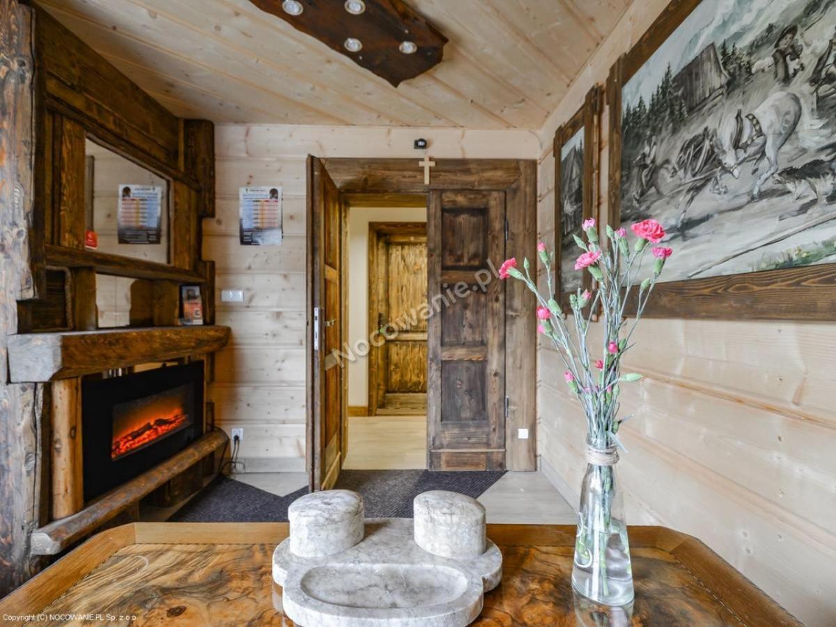 ビャウカ Kazikowa Kuznia Bed & Breakfast エクステリア 写真