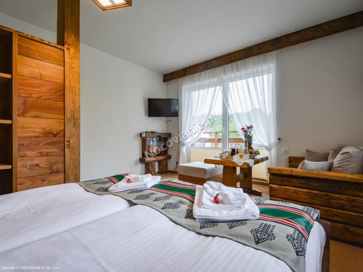 ビャウカ Kazikowa Kuznia Bed & Breakfast エクステリア 写真